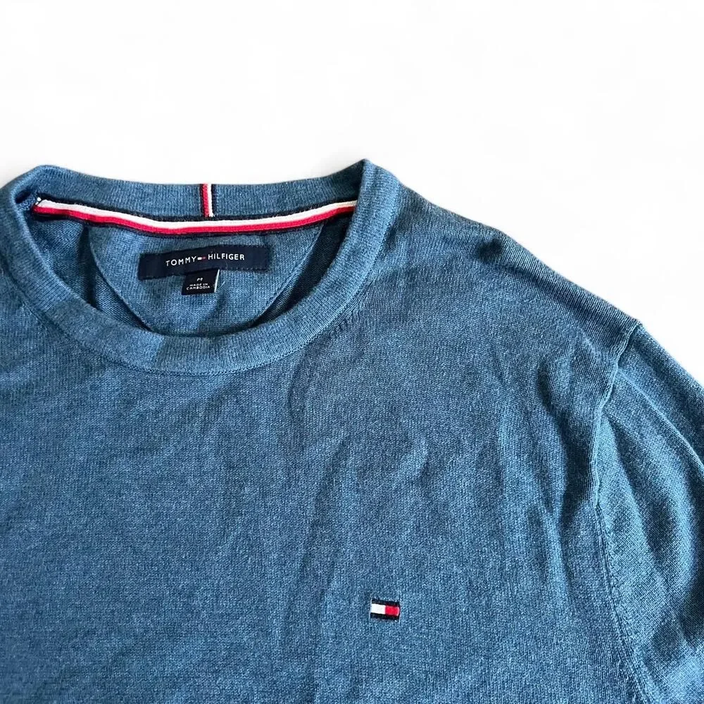 Tommy Hilfiger Men's Blue Crewneck Sweater